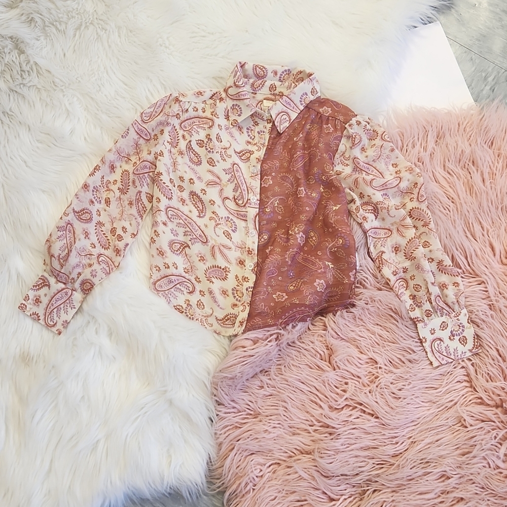 Chelsea & Videt Mixd Print Button down L/S Top